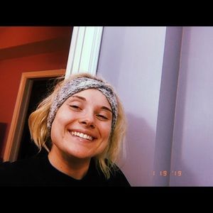 Meet your Posher, Brooke